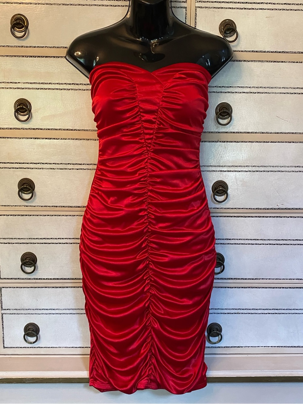 Women's Strapless Ruched Bodycon Mini Dress